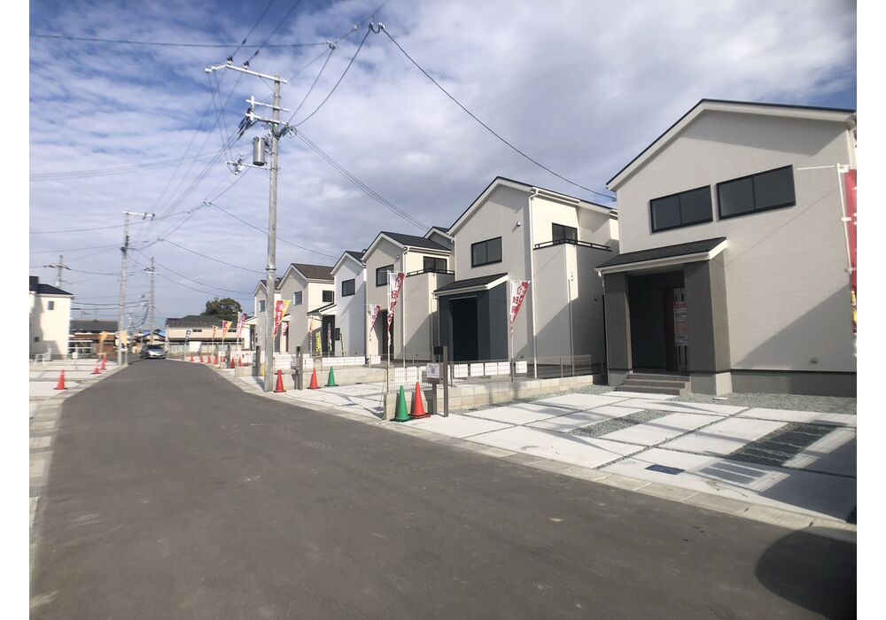 天理市中町の大型開発の外観写真